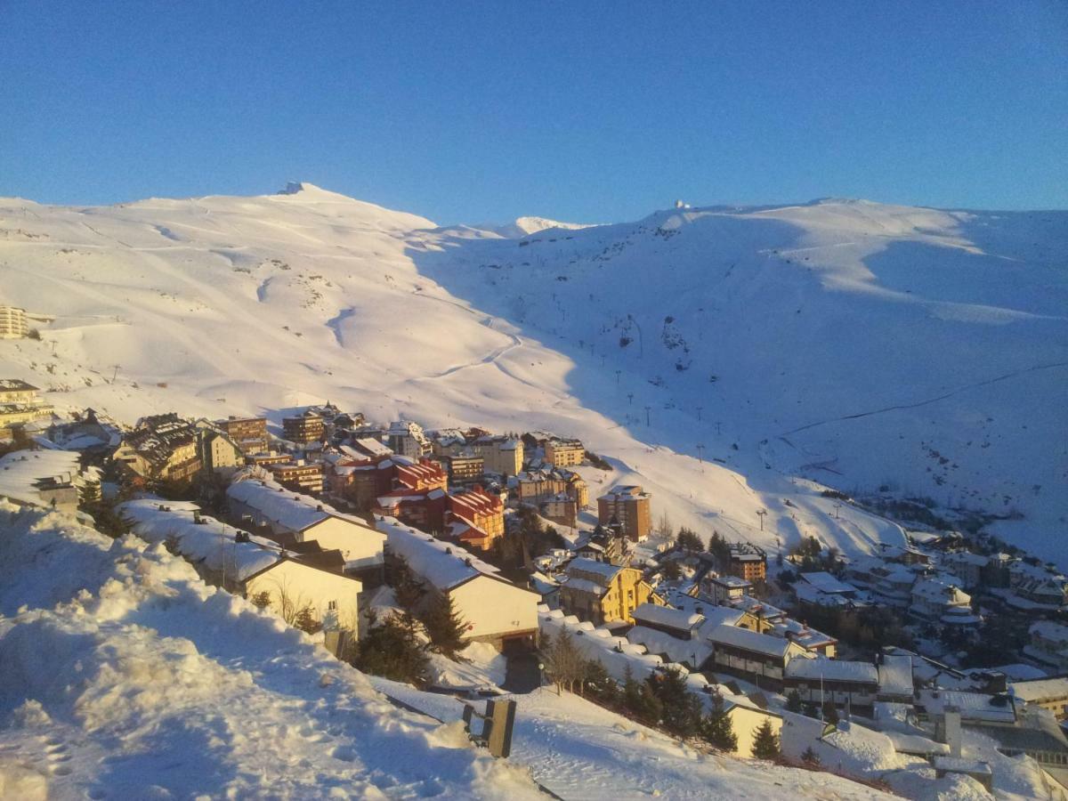 شقة Sierra Nevada Piso Radiante Wifi Y Parking Gratuito المظهر الخارجي الصورة
